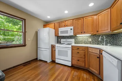 1846 Allen Lane St. Charles IL 60174