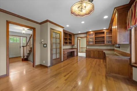 1846 Allen Lane St. Charles IL 60174