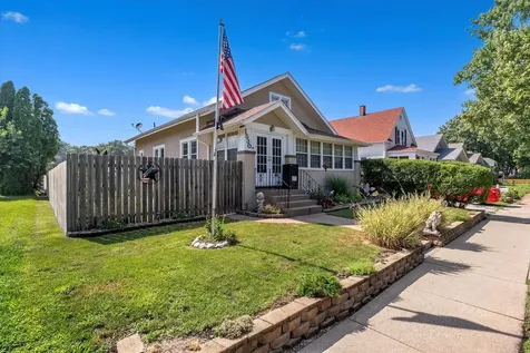 1530 39TH Street Rock Island IL 61201