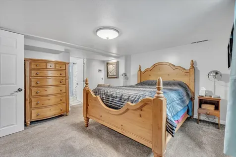 1530 39TH Street Rock Island IL 61201