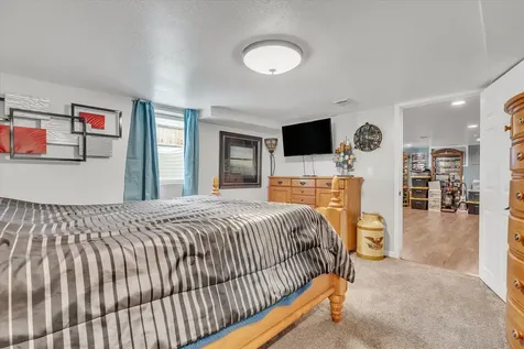 1530 39TH Street Rock Island IL 61201