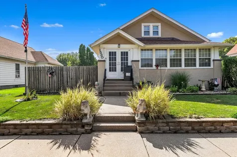 1530 39TH Street Rock Island IL 61201