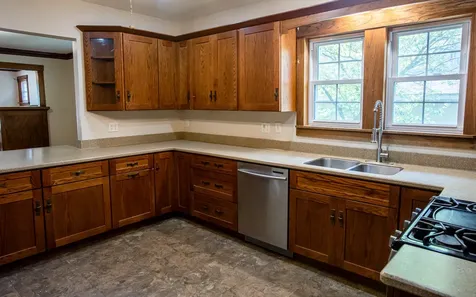 224 North Maple Street Gilman IL 60938