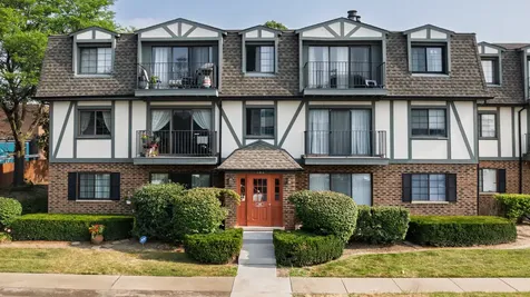 102 Steeple Drive Buffalo Grove IL 60089