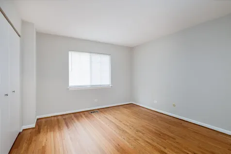 102 Steeple Drive Buffalo Grove IL 60089