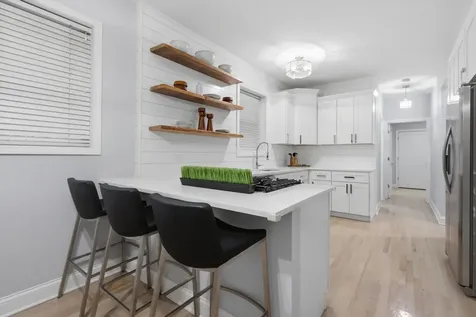 1457 West Fry Street Chicago IL 60642