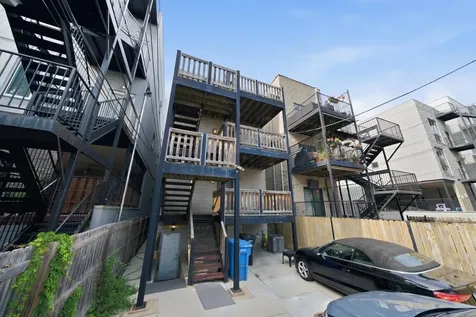 1457 West Fry Street Chicago IL 60642
