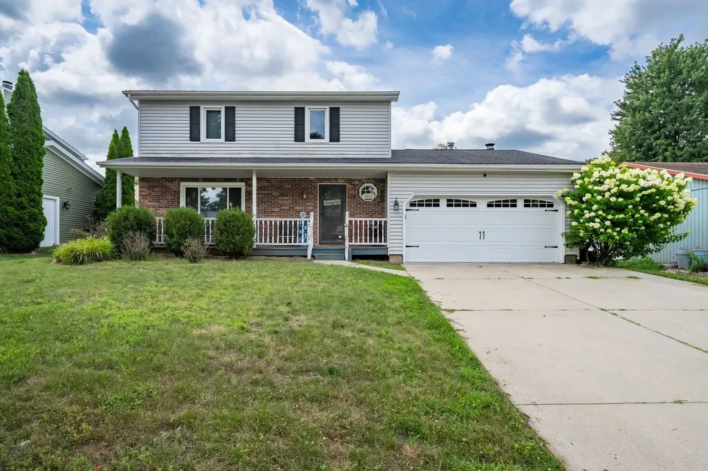 2811 Phillip Place Bloomington IL 61704