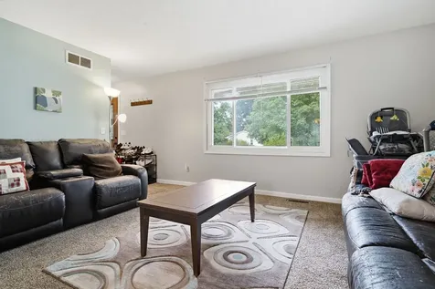 2811 Phillip Place Bloomington IL 61704
