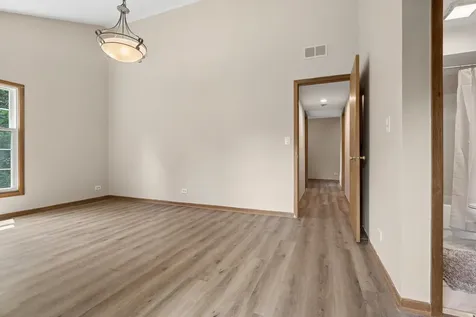 602 Country Lane Des Plaines IL 60016