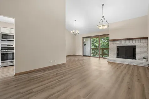 602 Country Lane Des Plaines IL 60016