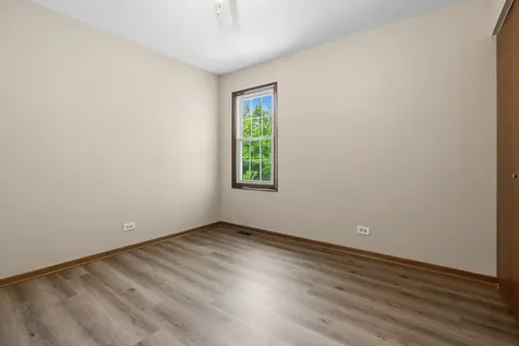 602 Country Lane Des Plaines IL 60016