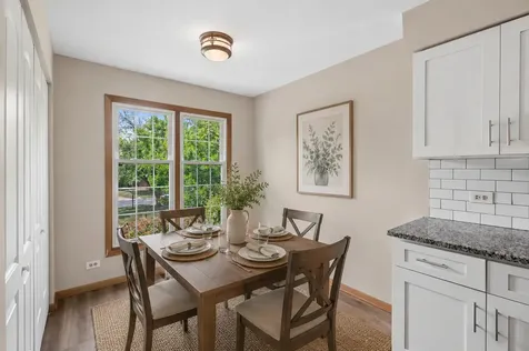 602 Country Lane Des Plaines IL 60016