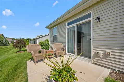 910 Darwin Street North Aurora IL 60542