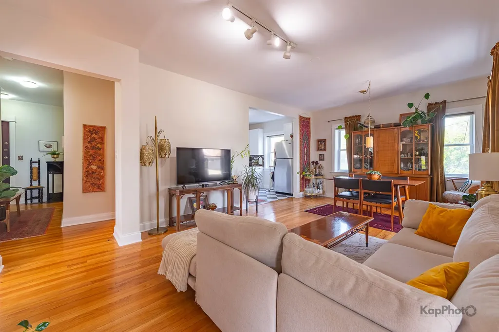 4410 North Long Avenue Chicago IL 60630
