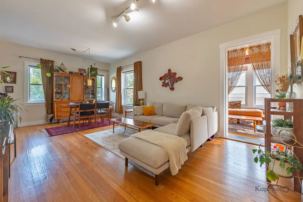 4410 North Long Avenue Chicago IL 60630