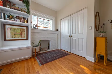 4410 North Long Avenue Chicago IL 60630