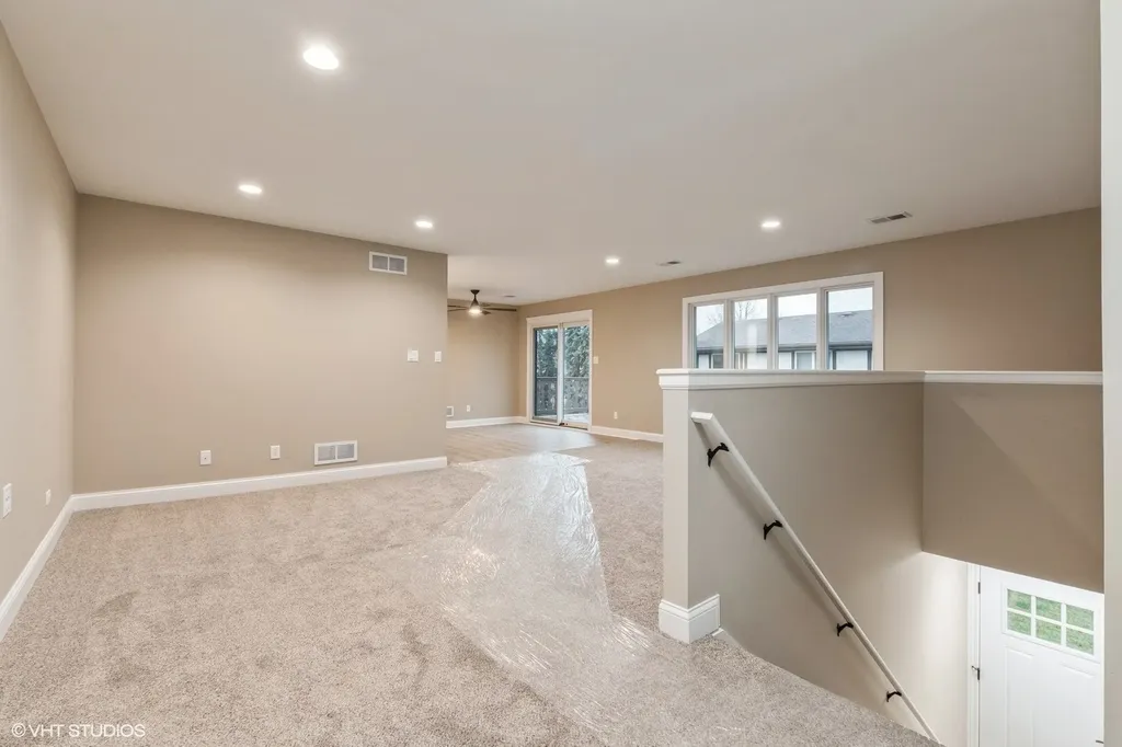 214 Manor Drive New Lenox IL 60451
