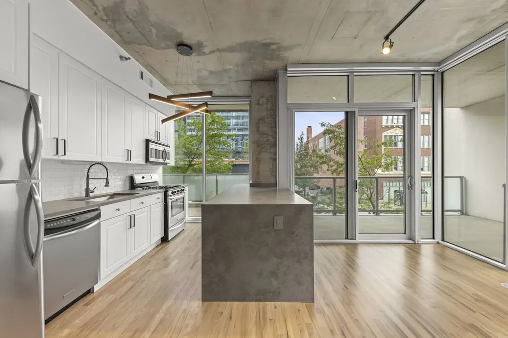 1720 South Michigan Avenue Chicago IL 60616