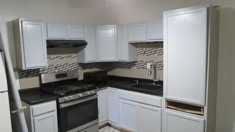 1517 North Laramie Avenue Chicago IL 60651