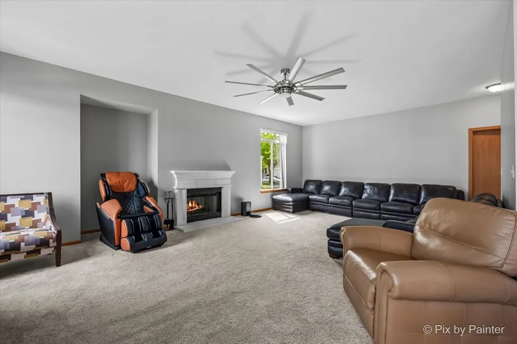 2030 Westbury Lane Aurora IL 60502