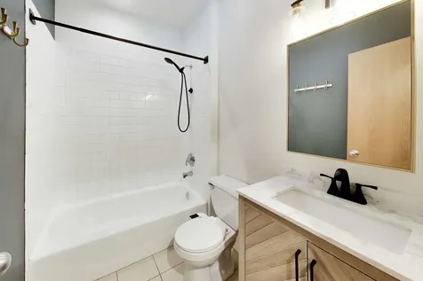 519 South Maplewood Avenue Chicago IL 60612