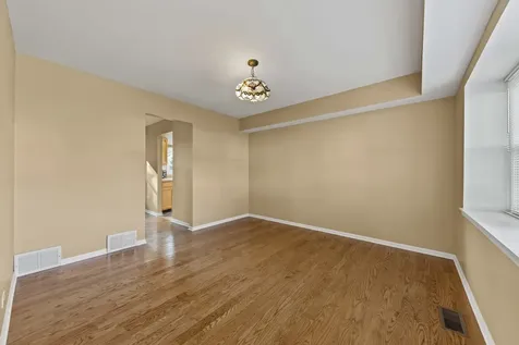 1121 Belmar Lane Buffalo Grove IL 60089