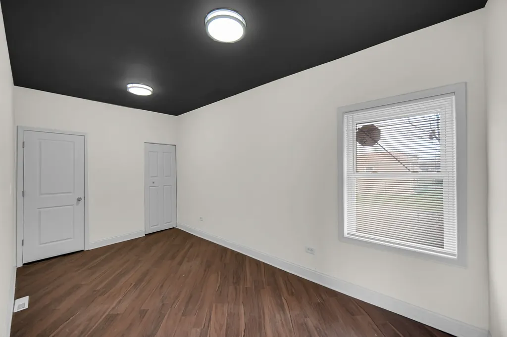 9321 South Green Street Chicago IL 60620