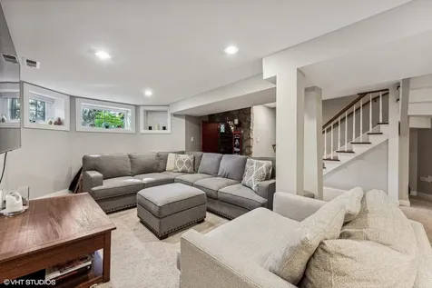1214 West Newport Avenue Chicago IL 60657