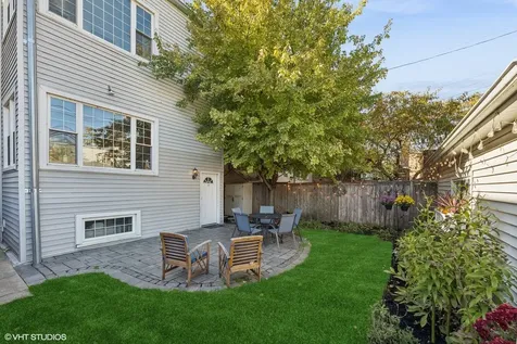 1214 West Newport Avenue Chicago IL 60657