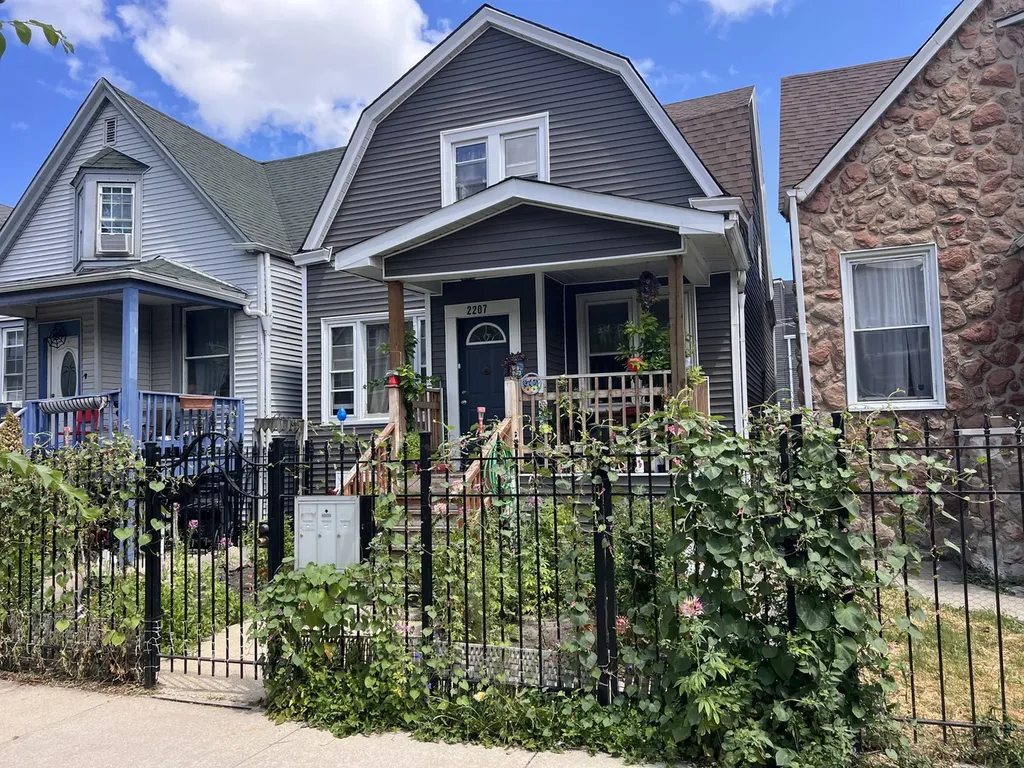 2207 North Lawndale Avenue Chicago IL 60647