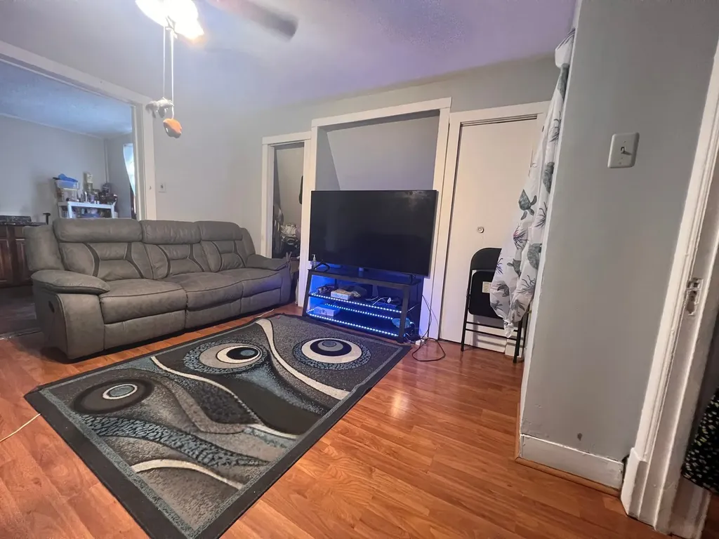 2207 North Lawndale Avenue Chicago IL 60647