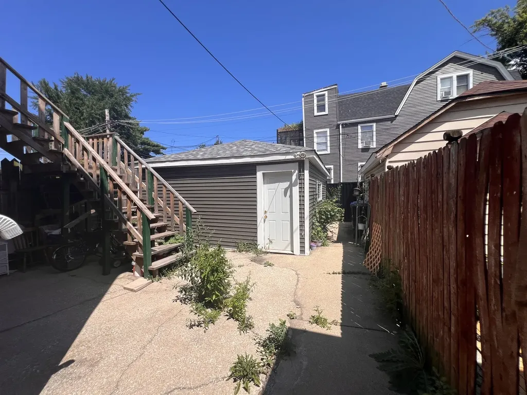 2207 North Lawndale Avenue Chicago IL 60647