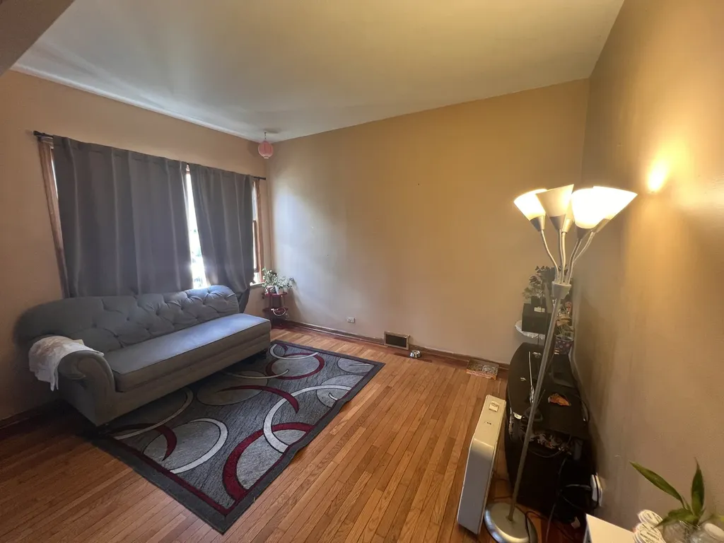 2207 North Lawndale Avenue Chicago IL 60647