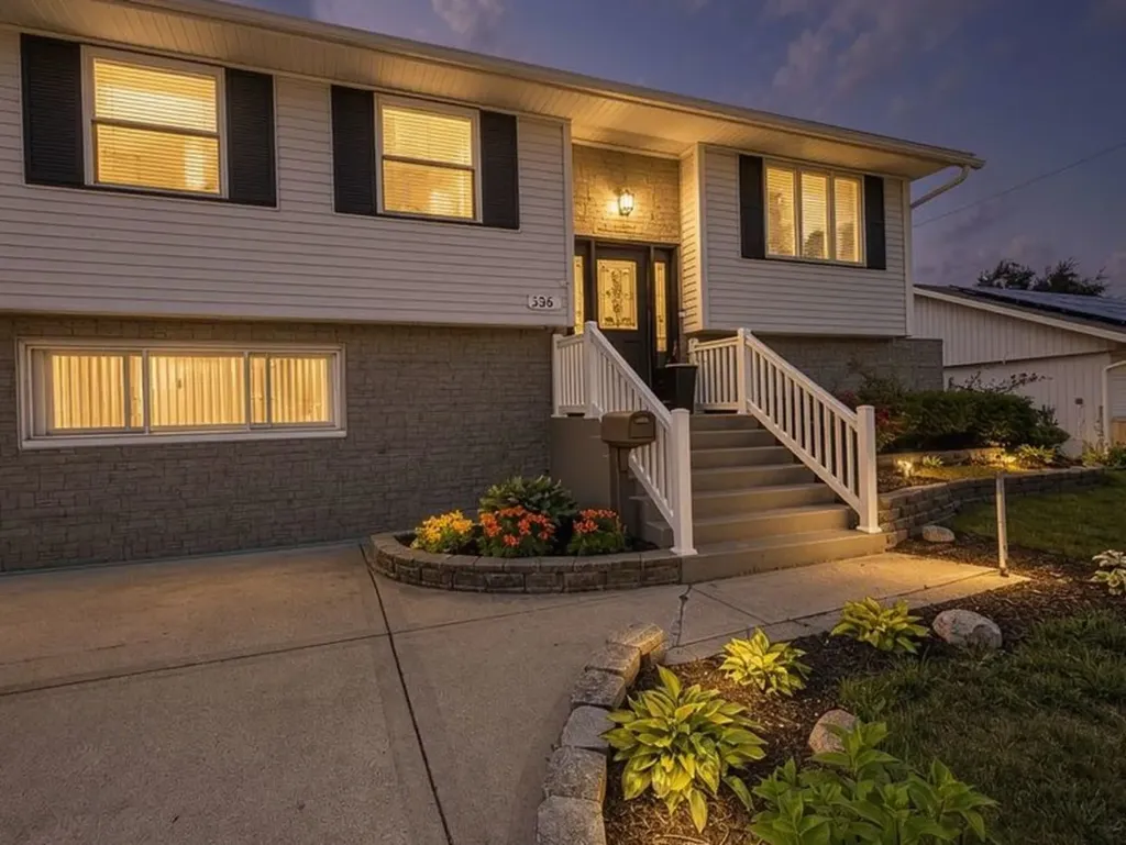 336 Hemlock Avenue Romeoville IL 60446