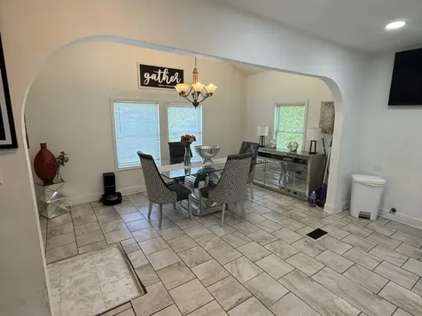 336 Hemlock Avenue Romeoville IL 60446