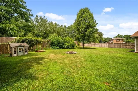 1512 Jodi Court Morris IL 60450