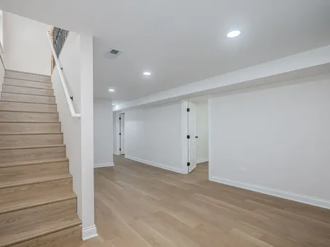 8504 South Baltimore Avenue Chicago IL 60617