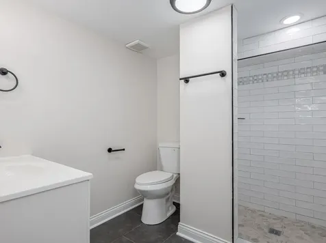 8504 South Baltimore Avenue Chicago IL 60617
