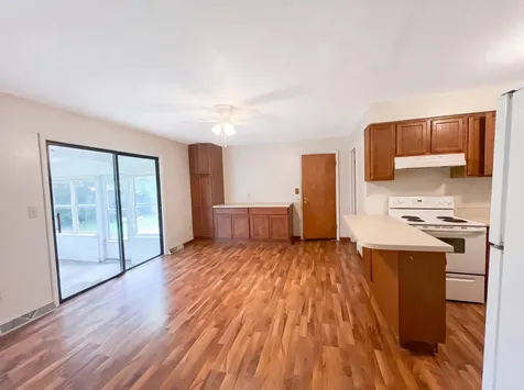 912 Hollycrest Drive Champaign IL 61821