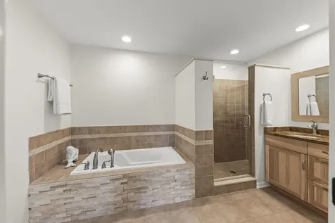 1608 Lois Ann Lane Naperville IL 60563