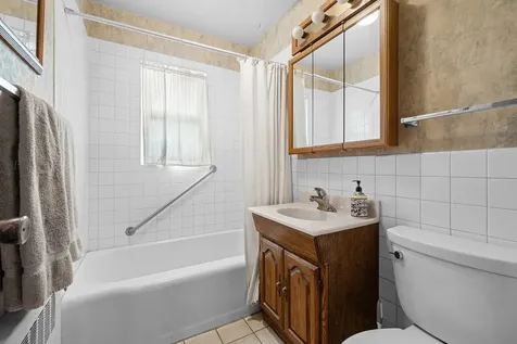 1450 Sanders Road Northbrook IL 60062