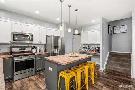 2107 Waterbury Drive Joliet IL 60431