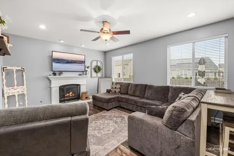 2107 Waterbury Drive Joliet IL 60431