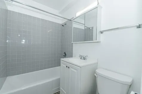 3420 North Lake Shore Drive Chicago IL 60657
