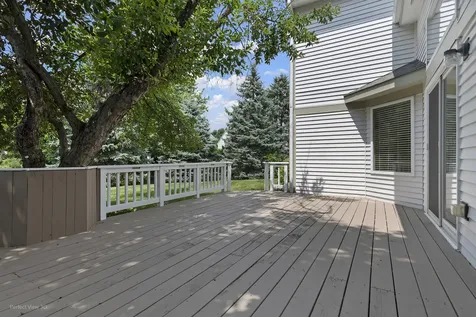 220 Lexington Lane Grayslake IL 60030