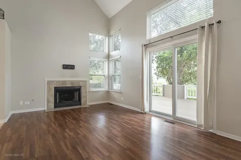 220 Lexington Lane Grayslake IL 60030