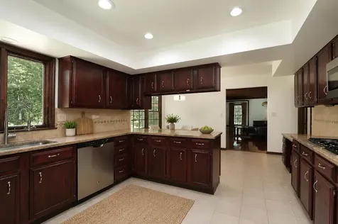 1650 Clendenin Lane Riverwoods IL 60015