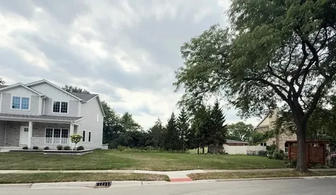 1140 Honeysuckle Drive Wheeling IL 60090