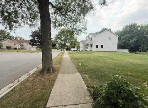 1140 Honeysuckle Drive Wheeling IL 60090